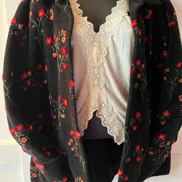 Park Lane Black Teddy Jacket with Red Floral Design Vintage sweater cozy farm - Picture 2 of 5